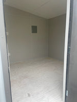 10 x 16 Lined Deluxe Office