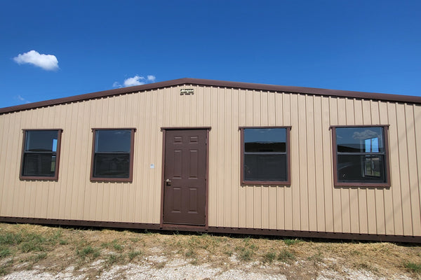 14 x 32 Lined Building *Pre-Owned*